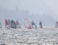 Die Foiler gingen in Full Fleet Races mit 42 Startern aufs Wasser