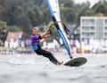 „Ich bin super glücklich, endlich einmal bei einem Tourstopp des California Windsurf Cups an der Spitze zu stehen! Dass es dann noch das Saisonfinale ist und ich mir damit auch den Toursieg sichern konnte, macht es natürlich noch schöner", freute sich Keno Recke