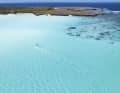 Baomby/Madagaskar: Kristallklares Wasser, einsame Wellen am vorgelagerten Riff und eine Lagune, die aussieht wie ein überdimensionaler Pool – wer würde nicht hier gerne mal seine Bahnen ziehen?