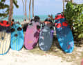 Die fünf Test-Kandidaten beim Relaxen am Strand zwischen kilometerlangen Test-Runs: Starboard Futura, Goya Bolt, JP-Australia Supersport, Duotone Jag und Tabou Rocket Plus