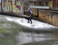 Für den Einstieg ins Riversurfen ist die E2 besser geeignet