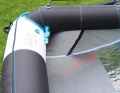 The strut is segmented and is shaped so that the distance to the handles is ideal