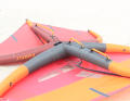 Im Vergleich zum Fly 2 hat das Modell Firefly (hinten im Bild) eine geringere Spannweite