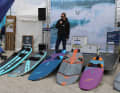 ...und Freeride-Boards gab es wieder auf der Strandbühne von surf-Experte Manuel Vogel.