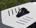 The deck pad has a good grip and the comfortable straps are included in the scope of delivery