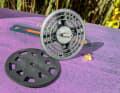The turntable and washer are very thin, but the rubber side appears to be sufficiently thick. The ‘holes’ are designed to ensure that the parts can be easily loosened even after sand flushing.