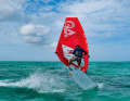 RRD Power Move 114 Ltd: Most boards come with three fins as standard. The characteristics can be changed by switching between one and three fins.