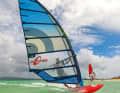 2-cam sails, here the NeilPryde V8, are ideal for freeride and freerace boards and some are even suitable for race slalom boards.