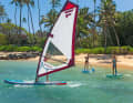 Windsurfen bei Leichtwind, Paddeln bei Flaute – WindSUPs garantieren viel Wasserzeit.