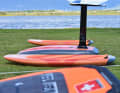 Das Foiling wird hinter dem Motorboot geschult