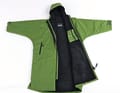 Innen ist der Poncho von dryrobe warm gefüttert.