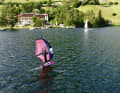 Vor Ort gibt's auch eine Surfschule und sämtliche Infrastruktur
