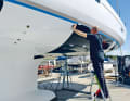 Biocide-free coatings: Coatings containing silicone can be applied as paint or film. They make colonisation more difficult, but are sensitive. And long exposure times require cleaning