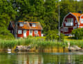 Blekinge erfüllt jedes Schweden-Klischee und hat noch dazu das mildeste Klima und damit den längsten Sommer des ganzen Landes. Die Gewässer sind allerdings nicht sehr tief