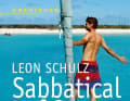 Family adventure: They have good jobs, a house and nice school friends. Nevertheless, Leon Schulz, his wife and their two children decide to leave security behind, go on a long voyage for a while and embark on a time-out adventure. "Sabbatical at sea", Delius Klasing, 11.99 euros (e-book)