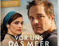 Vor uns das Meer: Colin Firth spielt den britischen Soloskipper Donald Crowhurst, der beim Golden Globe Race 1968 die Öffentlichkeit mit fingierten Positionsmeldungen täuschte und sich schließlich auf See das Leben nahm. Schwerpunkt des Films aus dem Jahr 2017 ist die dramatische Geschichte der Familie des Einhandseglers.