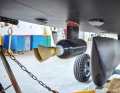 Der Podmotor von Aquamot sitzt direkt hinter dem Kiel. Der Faltpropeller ist Standard