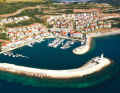 Lustica Bay est née sur une planche à dessin : une petite ville complète, y compris une marina pour yachts