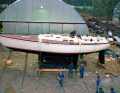 Die erste C&C 46, „Diva“, wird im Herbst 1974 auf der finnischen Werft auf den Transport zur Hamburger Bootsausstellung vorbereitet