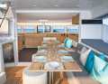Les coins repas du cockpit et du salon peuvent être reliés pour former une table | Graphique : Lagoon Catamarans