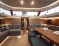 Soft curves, understated aesthetics. The interior design comes from Wetzels Brown.