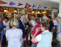 In the evening, the German delegation meets with local sailors there