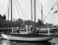 Photos from an estate that has come to light show everyday life at the yacht school of the Imperial Yacht Club in Kiel - the first youth section in Germany. A journey back in time to the 1920s.