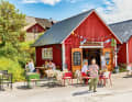 Pausa caffè svedese al porto di Slite, sulla costa orientale dell'isola.