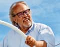 Michael Schmidt : à 76 ans, il est aujourd'hui propriétaire de Y Yachts, spécialisé dans les yachts en carbone de grand format. Ce pur-sang et grand navigateur vit à Palma de Majorque et à Greifswald.