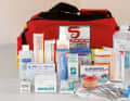 In addition to seasickness medication, the on-board first-aid kit should also include painkillers, plasters and bandages.