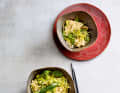 Tagliatelle di verdure al curry verde