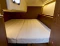 Beneteau Oceanis 37.1: When converted into a two-cabin yacht, the aft berth is enlarged to king-size format.