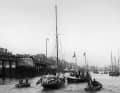 Einlaufen Gerbaults und der „Firecrest“ in Le Havre am 26. Juli 1929. Zahlreiche Zuschauer bejubeln den Einhandsegler.