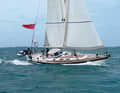 L'Hallberg-Rassy 46 "Regina Laska" al largo della costa settentrionale della Bretagna.