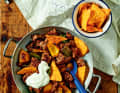 Minced meat pan with harissa and paprika