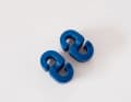 Smart Snubber: Die Bauform erlaubt das Nachrüsten ohne Einfädeln der Leine. Es können mehrere Smart Snubber kombiniert werden.