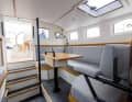 Cabine avec vue. Les fenêtres sont en double vitrage en verre véritable.