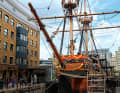 Liegeplatz der „Golden Hinde“ ist das St. Mary Overie Dock. Hier soll auch das Refit noch in diesem Jahr seinen Abschluss finden.
