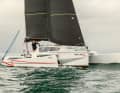 Tricat 8.50 : une grande surface de voile et plus d'espace de vie.