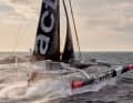 Dieses Boot hat 2017 mit Skipper François Gabart den bestehenden Rekord für Weltumsegelungen aufgestellt und nimmt jetzt mit Skipper Anthony Marchand an der Premiere der Arkea Ultim Challenge - Brest teil
