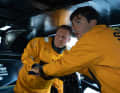 En tant que co-skipper, Robert Stanjek - ici avec le navigateur Seb Simon - est sollicité aussi bien en tant que tacticien qu'en tant que grinder.