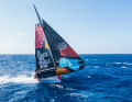 Professionisti come Antoine Auriol (a bordo di "Malizia - Seaexplorer" nella regata oceanica) volano per ottenere scatti spettacolari anche nelle condizioni più avverse.