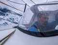 "Mālama"-Navigator Simon "Sifi" Fisher beim Ausblick