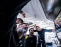 Charlie Enrights US-Team 11th Hour Racing beim Blick auf die Daten. Die Crew liefert sich mit Team Biotherm einen Kampf um Platz drei