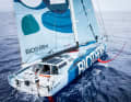 Und der Kontrast: Team Biotherm in spiegelglatter See "gefangen"
