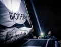 De jour comme de nuit, les vents sont actuellement très légers pour les trois Imoca de l'étape sept.