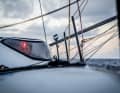 Jack Bouttell ha già indossato la lampada frontale rossa per il turno di notte | Amory Ross/11th Hour Racing/The Ocean Race