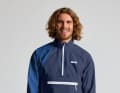 The Foil Spray Top from Slam is designed to protect against wind and spray water.