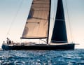 On the lookout: The Germán Frers design shows its strengths from ten knots of wind. Then 15 knots of speed are possible. The 51 metre high Southern Spars mast is held up by backstays with deflectors
