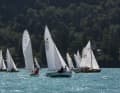Imbarcazioni storiche in legno sul lago Wolfgangsee: 71 imbarcazioni provenienti da sei nazioni hanno preso il via alla regata celebrativa dell’UYC Wolfgangsee.